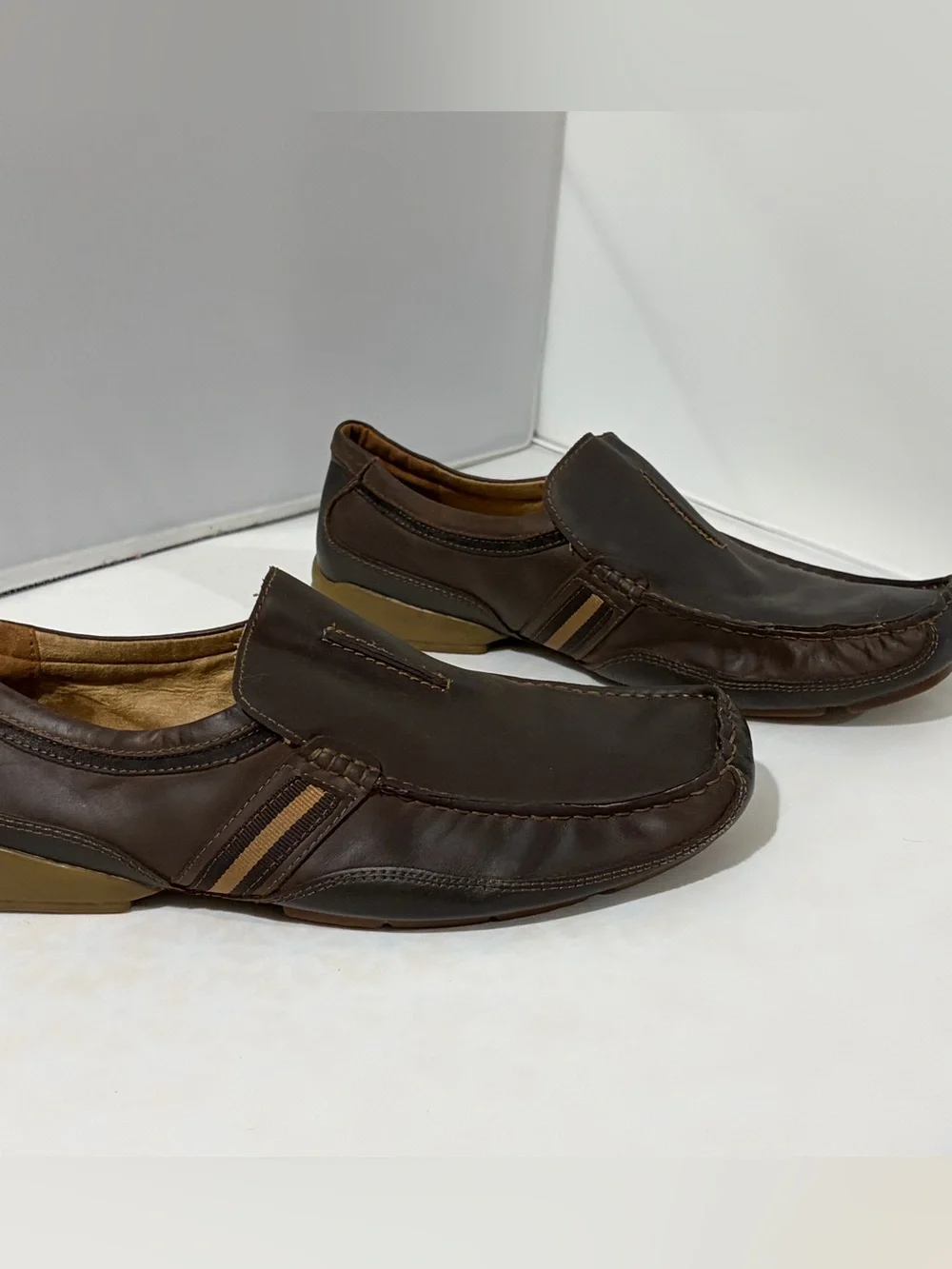 Steve Madden Men's Brown Leather Slip-On Loafers‎